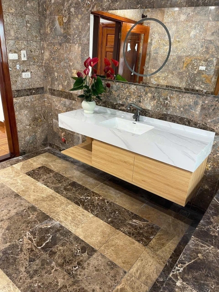 NHÀ PHÂN LÔ MẠC THÁI TỔ