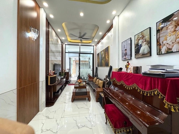 NHÀ PHÂN LÔ PHẠM TUẤN TÀI