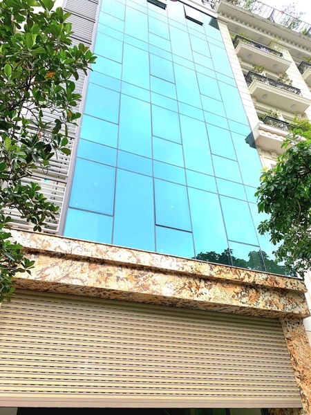 NHÀ MẶT PHỐ LẠC LONG QUÂN
