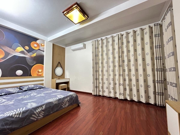 NHÀ MẶT PHỐ CẦU GIẤY