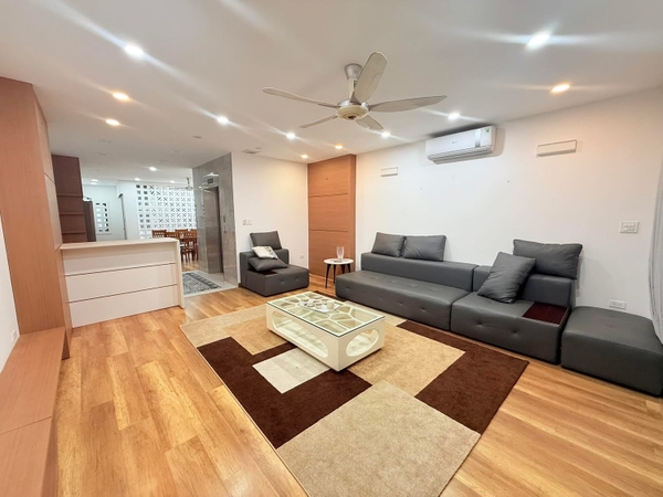 NHÀ PHÂN LÔ PHẠM TUẤN TÀI