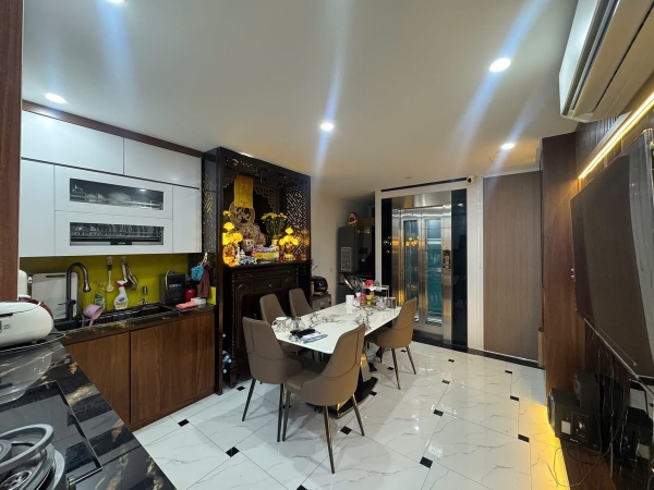 PHÂN LÔ HOÀNG QUỐC VIỆT