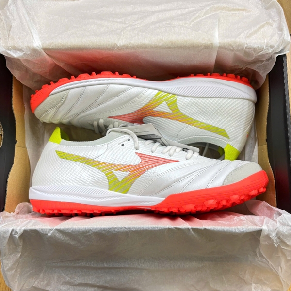 Giày Đá Bóng Mizuno Morelia Neo Sala Beta Japan TF Trắng/Cam – Q1GB269054