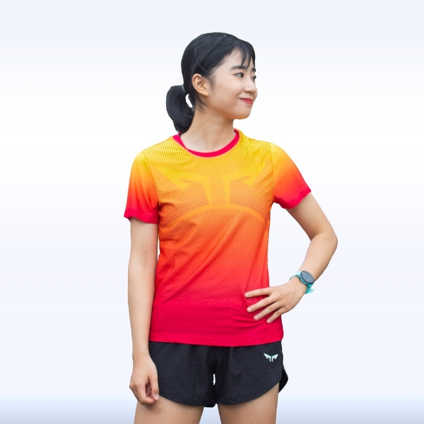 Áo Chạy Bộ Nữ Run Original 73, Áo Chạy Bộ Chất Vải Wolf Active, Nhanh Khô, Co Giãn 4 Chiều, Tôn Dáng