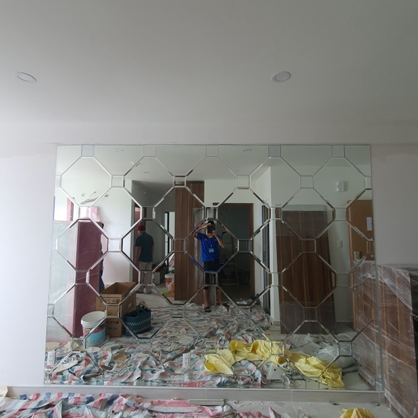 kinh-thuy-guong-trang-tri