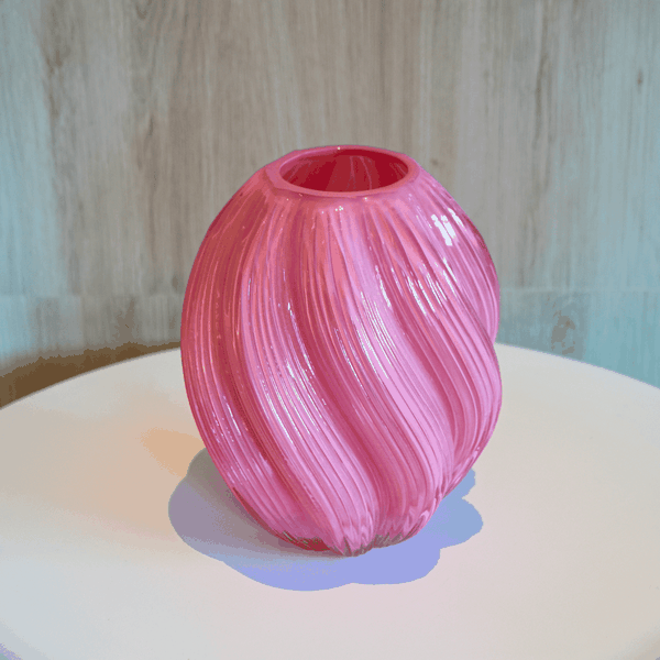 Rivius Calora – Bình Thủy Tinh Hồng San Hô Hình Xoắn