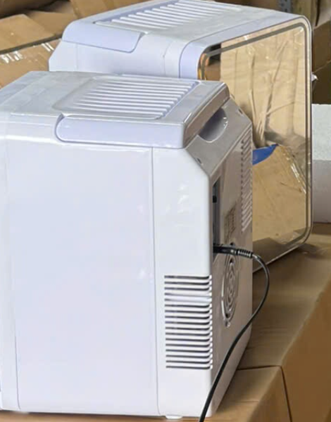 Rivius Frizia – Tủ Lạnh Mini Tích Hợp Đèn LED