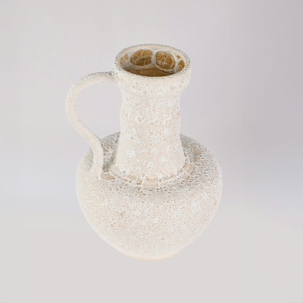 Rivius Vulkara – Bình Gốm Sần Dáng Vò Có Tay Cầm Cổ Điển