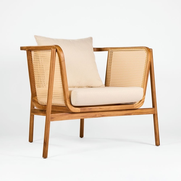 Rivius Fabanelle – Ghế Gỗ Mây Với Đệm Vải Dệt Mộc Mạc