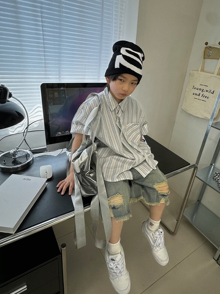 Áo Ngắn Sơ Mi Sọc Trắng Xanh LY
