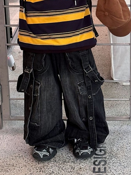 QD Jean TH Khóa Đen FS