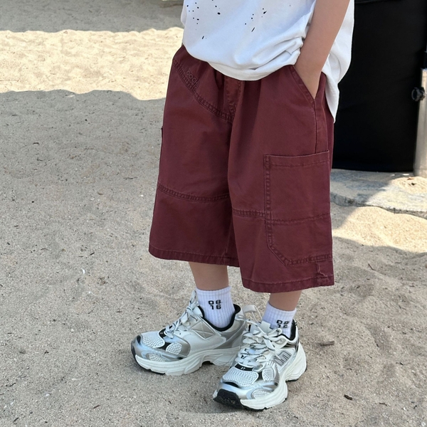 Quần Ngắn Kaki Đỏ FS