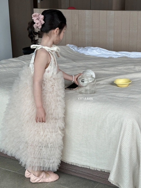 Váy Dài Hồng Hoa Phối Voan Cột Dây YY