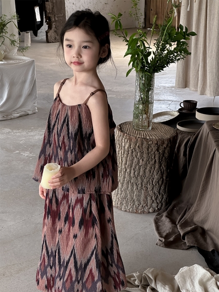 SET ÁO VÁY HỌA TIẾT NÂU CHEE