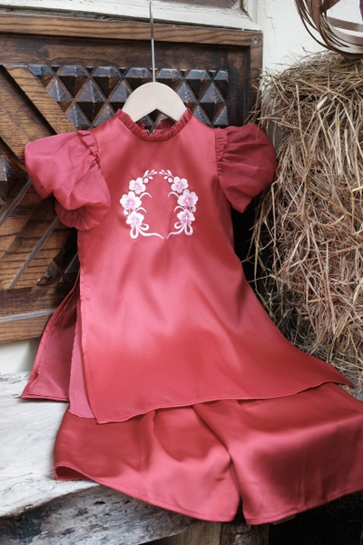 Set Áo Dài Đỏ Tay Phồng Thêu Hoa