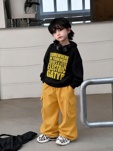 Set Áo Hoodie Đen & Quần Dài Vàng HAN