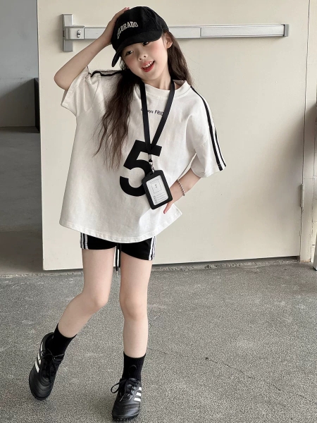 SN Áo Trắng 5+Quần Đen Sọc YK