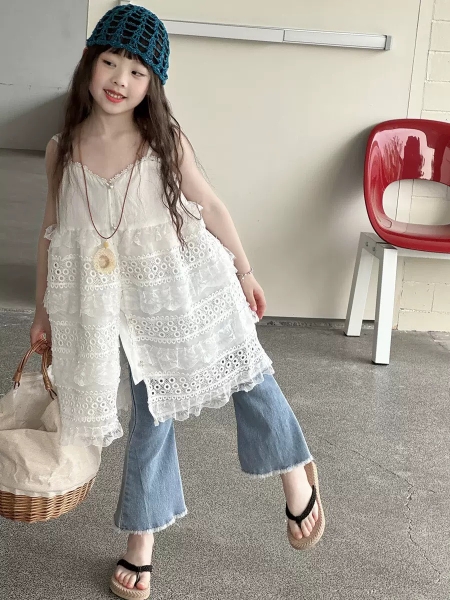 Set VD Trắng+Quần Jean Tuarua Gấu YK