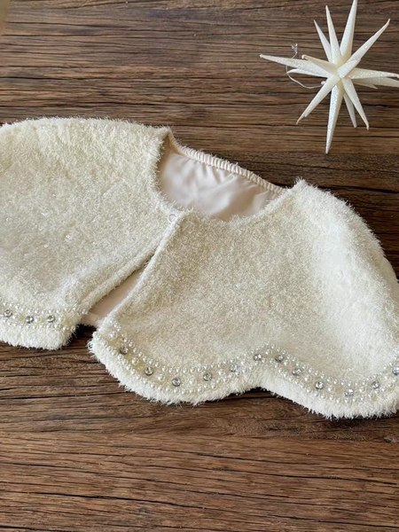 Set Áo Váy Kem KT Kèm Choàng Ngọc Trai Chengle