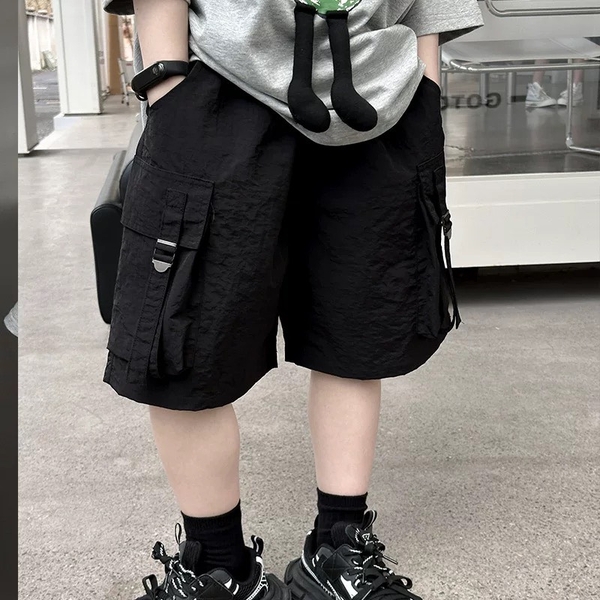 Quần Ngắn Dù TH Khóa Đen LY
