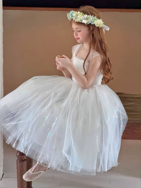 VD Trắng Voan Kim Tuyến Xòe Ota