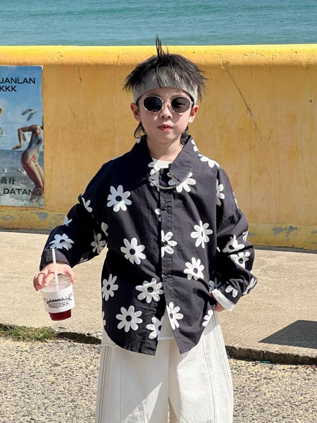 Áo Sơ Mi Tay Dài Đen Hoa Trắng