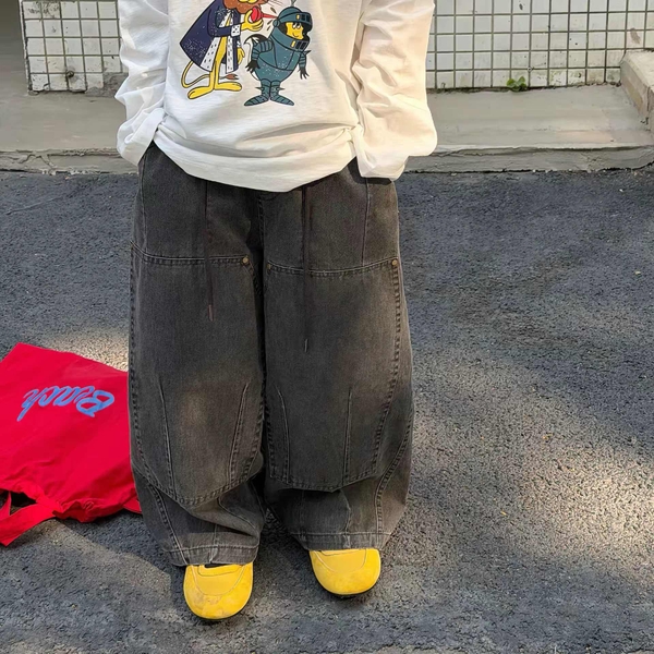 QD Jean Đen Nút Vàng Túi FS
