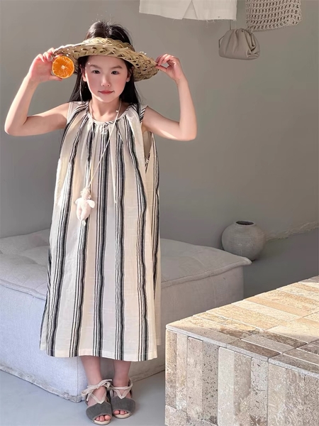 VÁY DÀI KẺ ĐEN TRẮNG YITONG