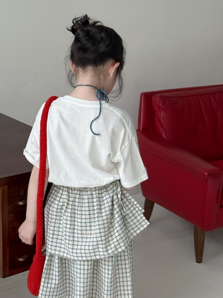 SET Áo Voi Trắng Chân Váy Caro KM