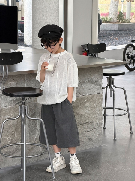SN Áo Len Lỗ Trắng+Quần Xám FS