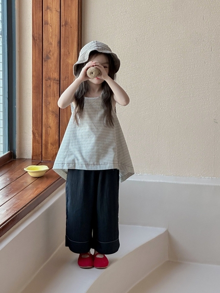 SD Áo Kẻ Lưng Kiểu+Quần Đen YY