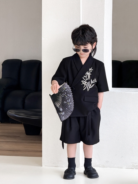 SN Vest  Đen Lá Trúc Kèm Quạt YH