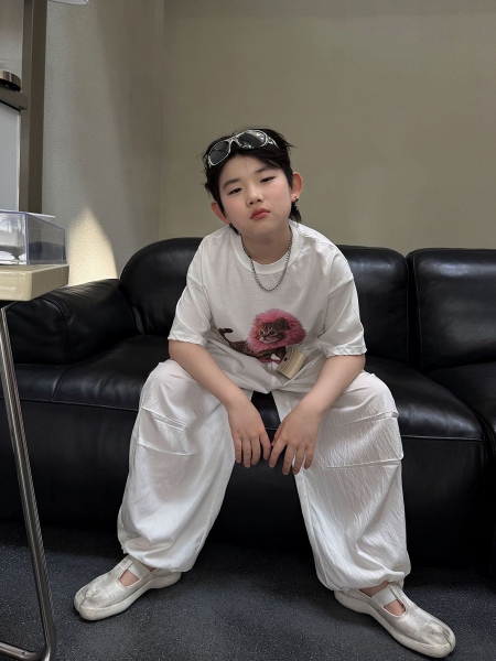 AN Trắng Mèo Xù Ly