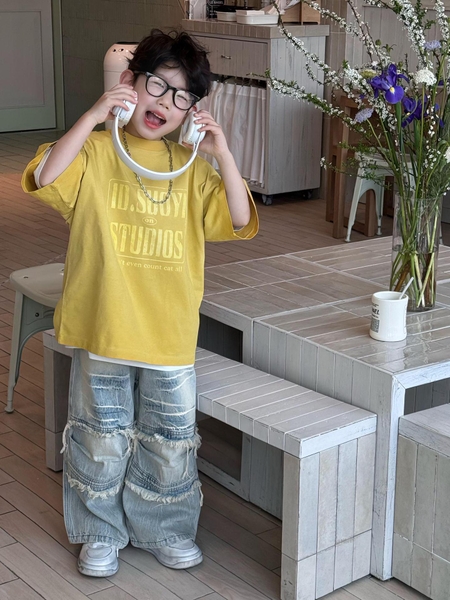 Áo Ngắn Vàng Chữ Trắng FS