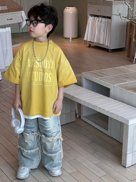 Áo Ngắn Vàng Chữ Trắng FS