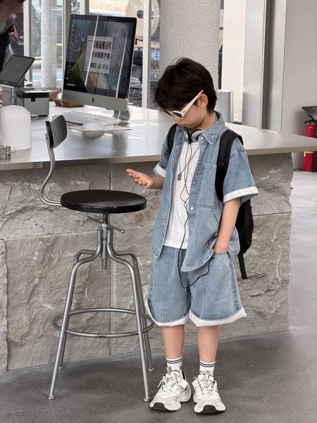 SN Jean Nhạt Túi Trước FS
