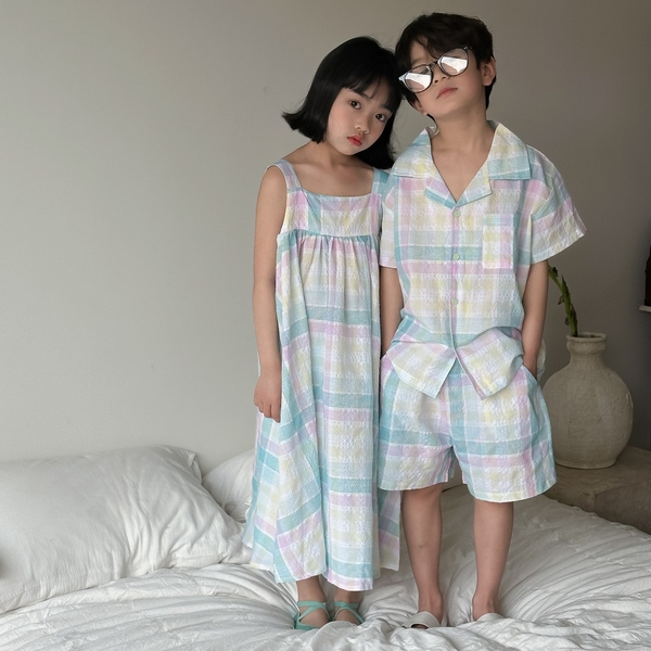 VÁY DÀI KẺ NHIỀU MÀU KM