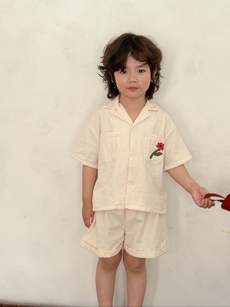 SET Ngắn Kem Thêu Hoa CCU