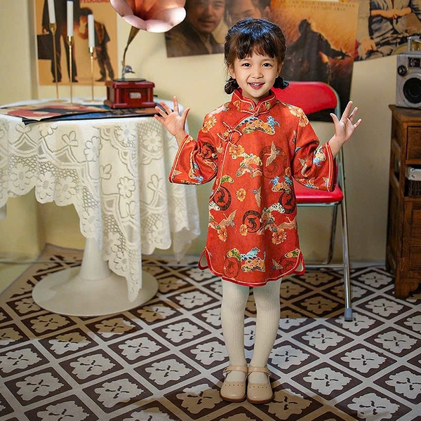 SƯỜN XÁM ĐỎ CAM HOẠ TIẾT