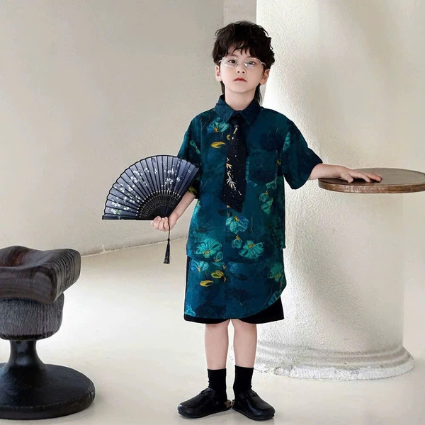 SN Áo Họa Tiết Xanh Đen+Quần Vạt Kèm Quạt YH