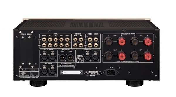 Amply Accuphase E700