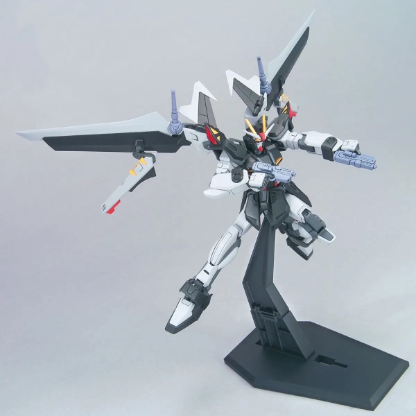 HG 1/144 STRIKE NOIR GUNDAM