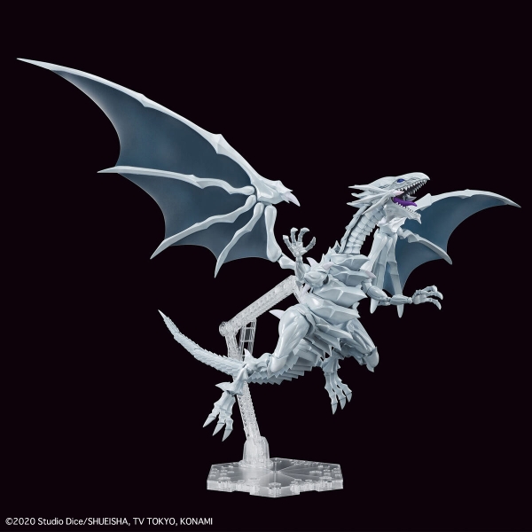 FIGURE-RISE STANDARD AMPLIFIED BLUE-EYES WHITE DRAGON