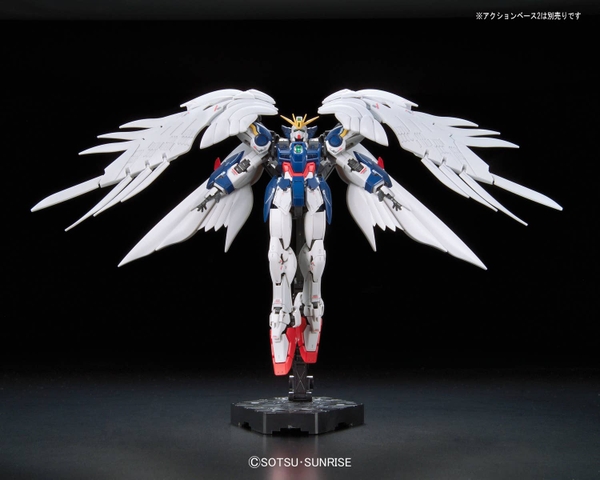 RG 1/144 WING GUNDAM ZERO EW