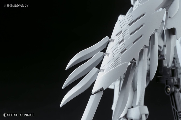 RG 1/144 WING GUNDAM ZERO EW