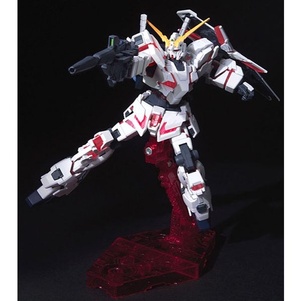 HGUC 1/144 UNICORN GUNDAM (Destroy Mode)