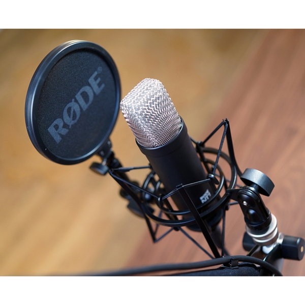 Micro thu âm RODE NT1 Signature (Đen)