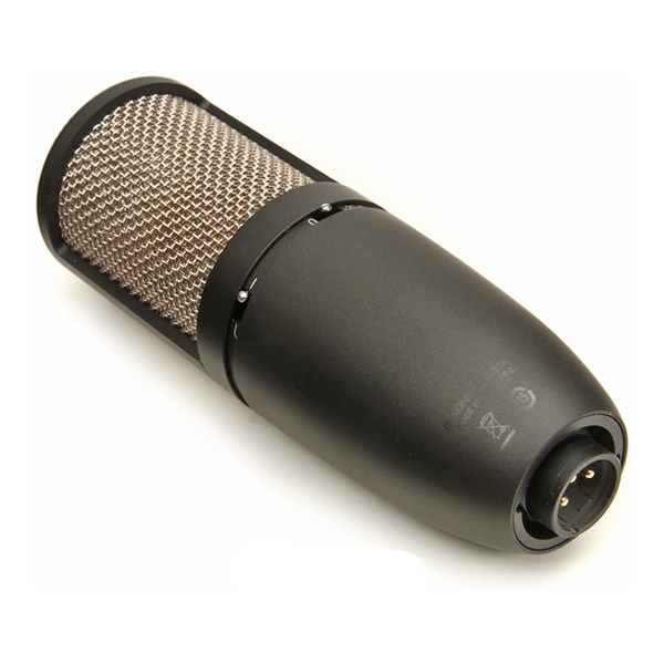 Micro Thu Âm AKG P420