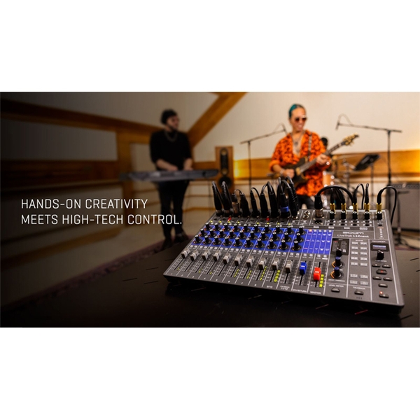 Mixer Zoom LiveTrak L12 next