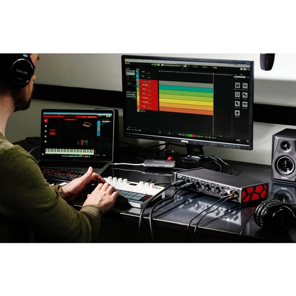 Soundcard Thu Âm Tascam US 4x4HR